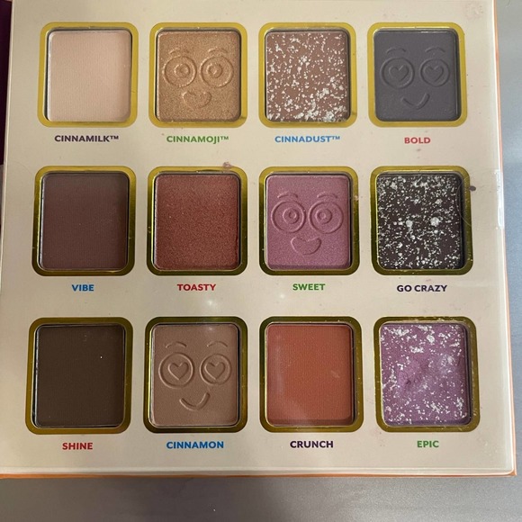 Taste Beauty - Cinnamon Toast Crunch Eyeshadow Palette NEW!!! - Picture 3 of 4
